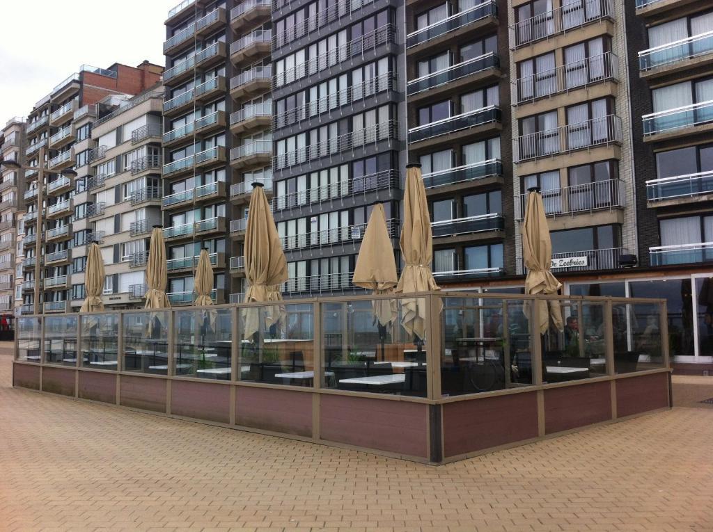 Hotel De Zeebries Budget Middelkerke Exteriör bild